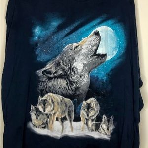Men’s Extra Large wolf shirt